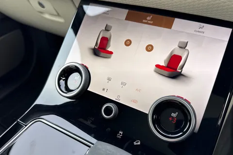 42 of 47 for Land Rover Range Rover Velar 2.0 D200 Velar Edition 5dr