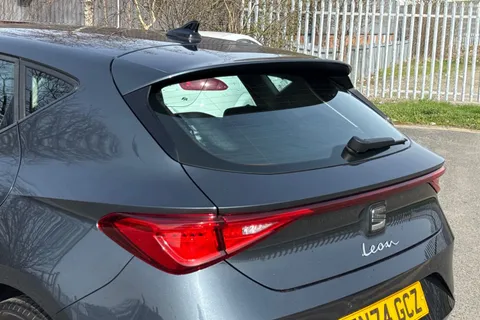 FN74GCZ SEAT Leon 1.5 TSI SE Euro 6 (s/s) 5dr Thumbnail #8