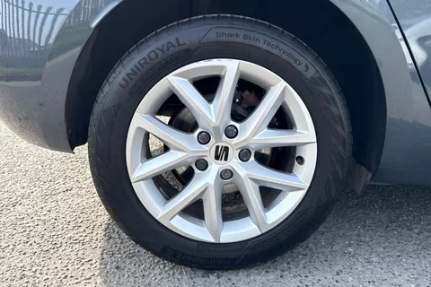 FN74GCZ SEAT Leon 1.5 TSI SE Euro 6 (s/s) 5dr Thumbnail #11