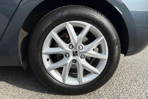 FN74GCZ SEAT Leon 1.5 TSI SE Euro 6 (s/s) 5dr Thumbnail #12