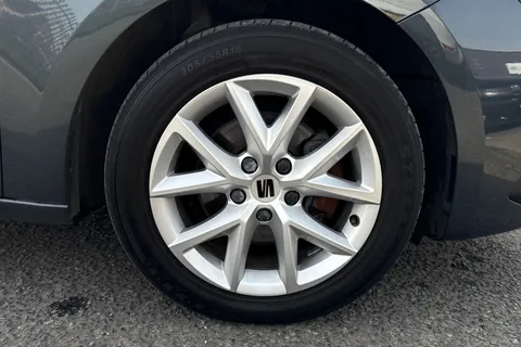 FN74GCZ SEAT Leon 1.5 TSI SE Euro 6 (s/s) 5dr Thumbnail #13