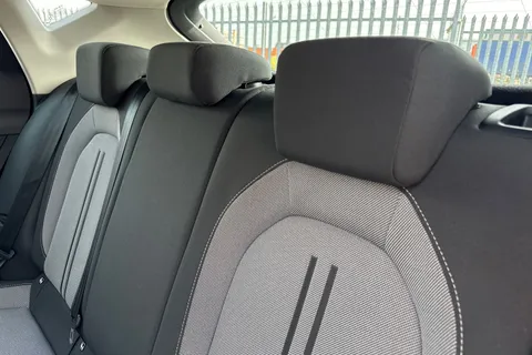 FN74GCZ SEAT Leon 1.5 TSI SE Euro 6 (s/s) 5dr Thumbnail #19