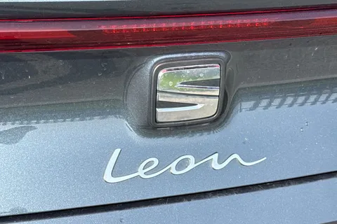 FN74GCZ SEAT Leon 1.5 TSI SE Euro 6 (s/s) 5dr Thumbnail #29