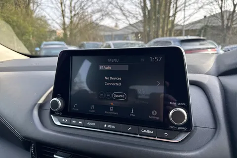 DL73NFD Nissan Qashqai 1.3 DIG-T MHEV Acenta Premium XTRON Euro 6 (s/s) 5dr Thumbnail #13