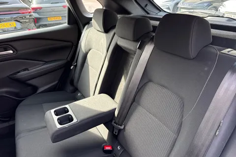 DL73NFD Nissan Qashqai 1.3 DIG-T MHEV Acenta Premium XTRON Euro 6 (s/s) 5dr Thumbnail #15