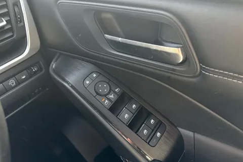 DL73NFD Nissan Qashqai 1.3 DIG-T MHEV Acenta Premium XTRON Euro 6 (s/s) 5dr Thumbnail #19