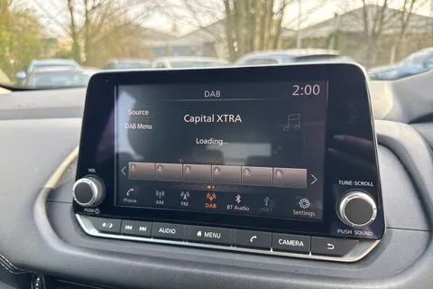 DL73NFD Nissan Qashqai 1.3 DIG-T MHEV Acenta Premium XTRON Euro 6 (s/s) 5dr Thumbnail #33