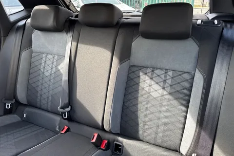  Volkswagen Polo 1.0 TSI Black Edition DSG Euro 6 (s/s) 5dr Thumbnail #19