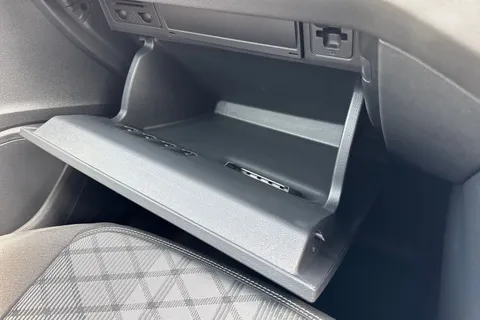  Volkswagen Polo 1.0 TSI Black Edition DSG Euro 6 (s/s) 5dr Thumbnail #41