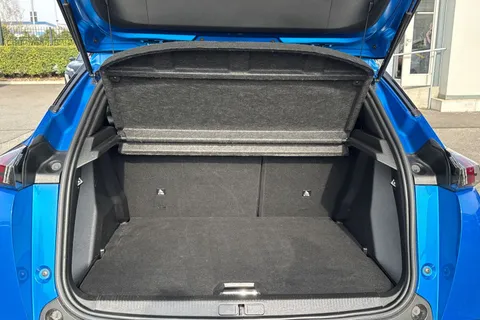 7 of 67 for PEUGEOT e-2008 50kWh GT Premium Auto 5dr