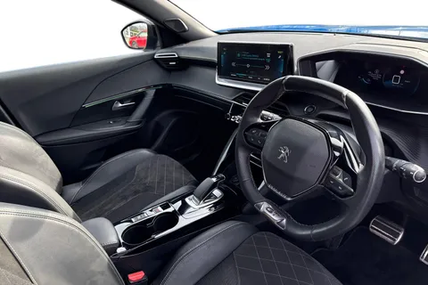 14 of 67 for PEUGEOT e-2008 50kWh GT Premium Auto 5dr