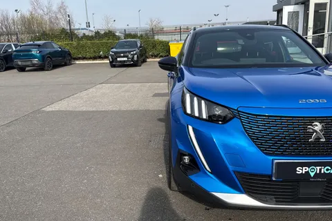 25 of 67 for PEUGEOT e-2008 50kWh GT Premium Auto 5dr