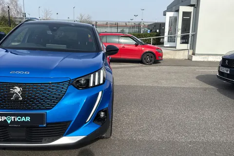 26 of 67 for PEUGEOT e-2008 50kWh GT Premium Auto 5dr