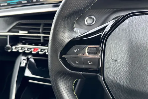 42 of 67 for PEUGEOT e-2008 50kWh GT Premium Auto 5dr