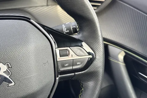 43 of 67 for PEUGEOT e-2008 50kWh GT Premium Auto 5dr