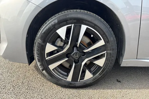 HSZ6222 PEUGEOT e-208 50kWh E-Style Auto 5dr (7.4kW Charger) Thumbnail #14