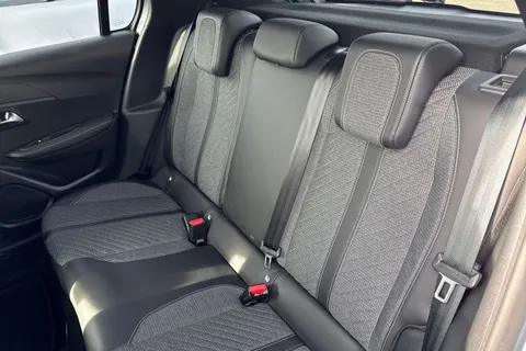 HSZ6222 PEUGEOT e-208 50kWh E-Style Auto 5dr (7.4kW Charger) Thumbnail #20