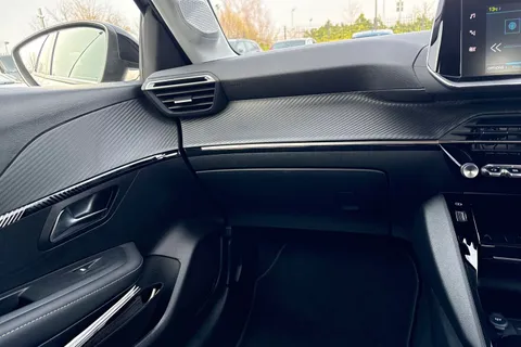 HSZ6222 PEUGEOT e-208 50kWh E-Style Auto 5dr (7.4kW Charger) Thumbnail #21