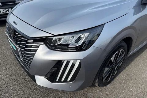 HSZ6222 PEUGEOT e-208 50kWh E-Style Auto 5dr (7.4kW Charger) Thumbnail #29