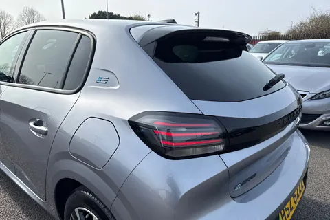 HSZ6222 PEUGEOT e-208 50kWh E-Style Auto 5dr (7.4kW Charger) Thumbnail #34