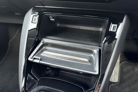 HSZ6222 PEUGEOT e-208 50kWh E-Style Auto 5dr (7.4kW Charger) Thumbnail #59