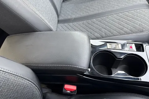 HSZ6222 PEUGEOT e-208 50kWh E-Style Auto 5dr (7.4kW Charger) Thumbnail #61