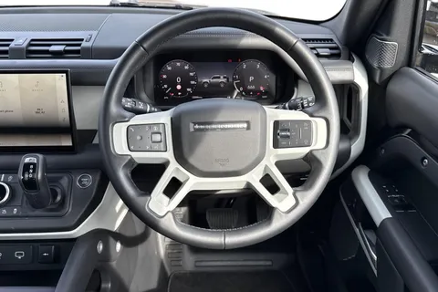 KT73NXV Land Rover Defender 90 3.0 D250 X-Dynamic HSE 3dr Thumbnail #17