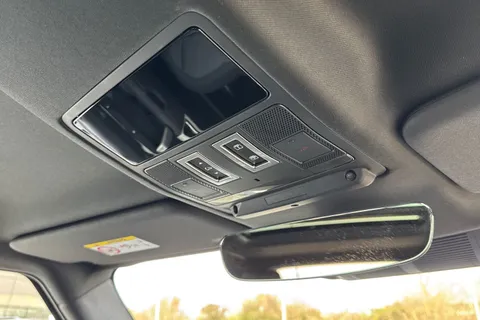 KT73NXV Land Rover Defender 90 3.0 D250 X-Dynamic HSE 3dr Thumbnail #25