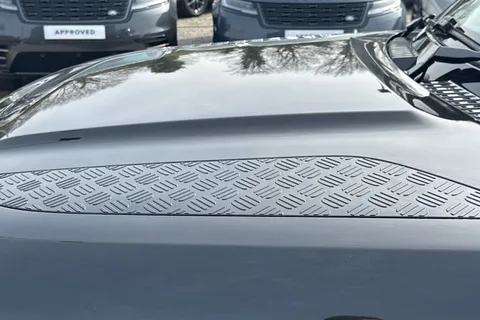 KT73NXV Land Rover Defender 90 3.0 D250 X-Dynamic HSE 3dr Thumbnail #30