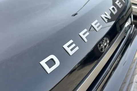 KT73NXV Land Rover Defender 90 3.0 D250 X-Dynamic HSE 3dr Thumbnail #31