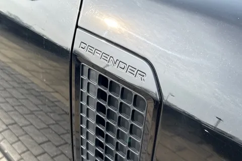 KT73NXV Land Rover Defender 90 3.0 D250 X-Dynamic HSE 3dr Thumbnail #33