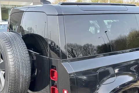 KT73NXV Land Rover Defender 90 3.0 D250 X-Dynamic HSE 3dr Thumbnail #38