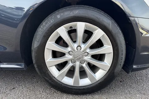 VK66BHJ Audi A6 Saloon 2.0 TDI ultra SE S Tronic Euro 6 (s/s) 4dr Thumbnail #13