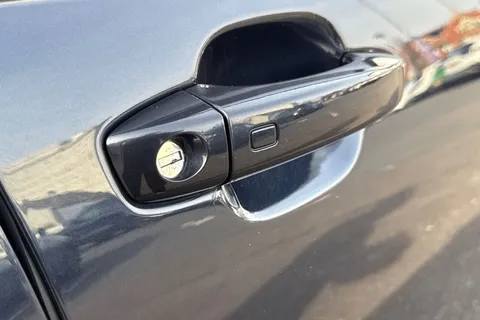 VK66BHJ Audi A6 Saloon 2.0 TDI ultra SE S Tronic Euro 6 (s/s) 4dr Thumbnail #31