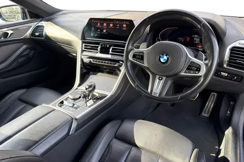 EA21YLZ BMW 8 Series 3.0 840i M Sport Steptronic Euro 6 (s/s) 2dr Thumbnail #14