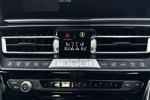 EA21YLZ BMW 8 Series 3.0 840i M Sport Steptronic Euro 6 (s/s) 2dr Thumbnail #22