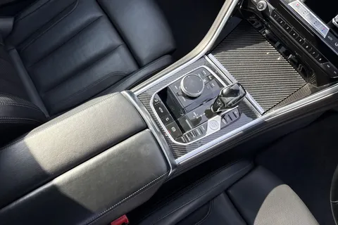 EA21YLZ BMW 8 Series 3.0 840i M Sport Steptronic Euro 6 (s/s) 2dr Thumbnail #23