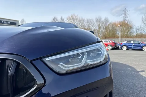 EA21YLZ BMW 8 Series 3.0 840i M Sport Steptronic Euro 6 (s/s) 2dr Thumbnail #25