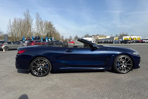 EA21YLZ BMW 8 Series 3.0 840i M Sport Steptronic Euro 6 (s/s) 2dr Thumbnail #33