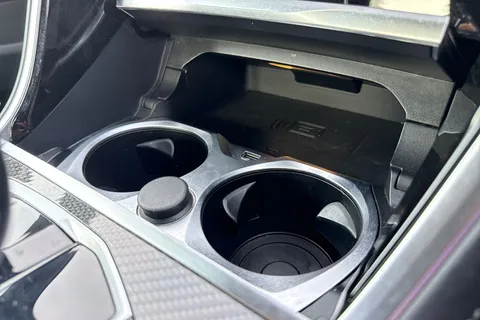 EA21YLZ BMW 8 Series 3.0 840i M Sport Steptronic Euro 6 (s/s) 2dr Thumbnail #45