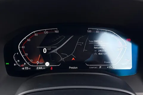 EA21YLZ BMW 8 Series 3.0 840i M Sport Steptronic Euro 6 (s/s) 2dr Thumbnail #49