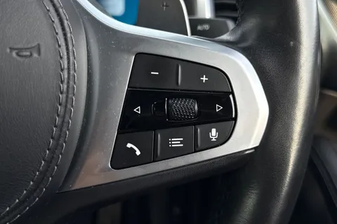 EA21YLZ BMW 8 Series 3.0 840i M Sport Steptronic Euro 6 (s/s) 2dr Thumbnail #50