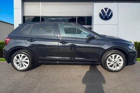 MT25KMO Volkswagen Polo 1.0 TSI Style 5dr **HEATED SEATS + REAR WINDOW TINTS** Thumbnail #4