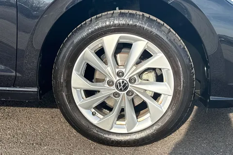 MT25KMO Volkswagen Polo 1.0 TSI Style 5dr **HEATED SEATS + REAR WINDOW TINTS** Thumbnail #11