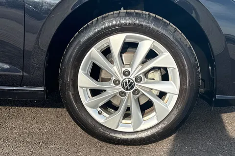 MT25KMO Volkswagen Polo 1.0 TSI Style 5dr **HEATED SEATS + REAR WINDOW TINTS** Thumbnail #13