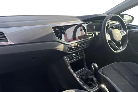 MT25KMO Volkswagen Polo 1.0 TSI Style 5dr **HEATED SEATS + REAR WINDOW TINTS** Thumbnail #15