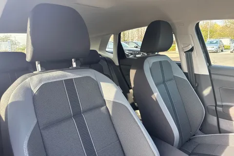 MT25KMO Volkswagen Polo 1.0 TSI Style 5dr **HEATED SEATS + REAR WINDOW TINTS** Thumbnail #24