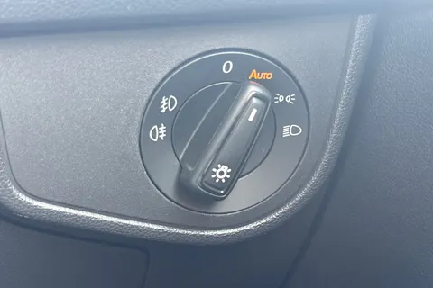 MT25KMO Volkswagen Polo 1.0 TSI Style 5dr **HEATED SEATS + REAR WINDOW TINTS** Thumbnail #31