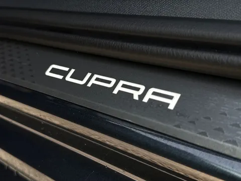 KR74UWG CUPRA Leon 2.0 TSI 300 VZ2 5dr DSG Thumbnail #32