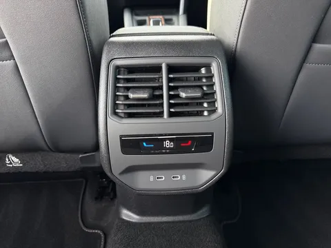 KR74UWG CUPRA Leon 2.0 TSI 300 VZ2 5dr DSG Thumbnail #34